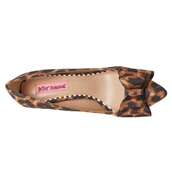 BNWOB Betsey 💋 Red & Leopard Pumps & Crossbody - Picture 8 of 12